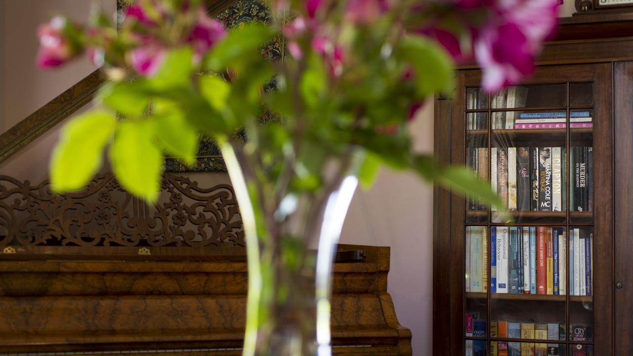 Arcoona Manor Bed & Breakfast Deloraine Dış mekan fotoğraf